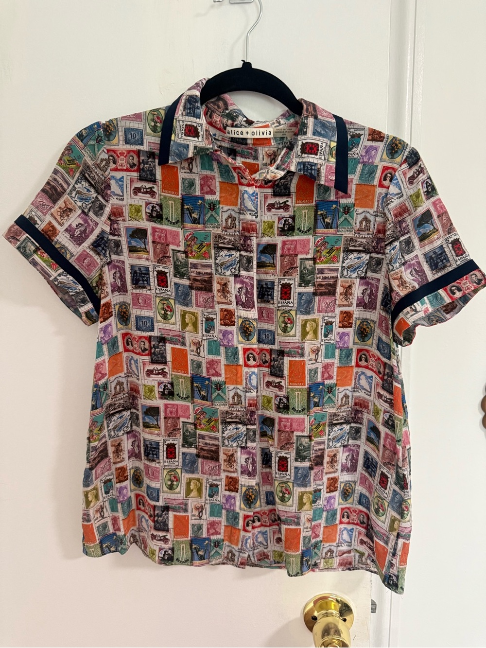 Alice + Olivia Stamp-Print Short Sleeve Button Down